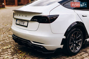 Седан Tesla Model 3 2019 в Львові фото 23 Седан Tesla Model 3 2019 в Львові