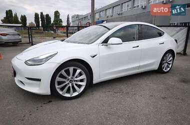 Седан Tesla Model 3 2019 в 