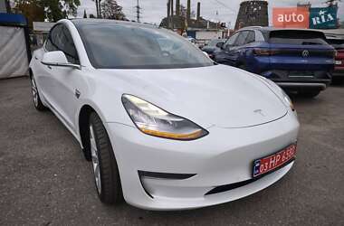 Седан Tesla Model 3 2019 в 