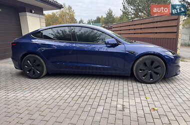 Седан Tesla Model 3 2024 в  фото 8 Седан Tesla Model 3 2024 в