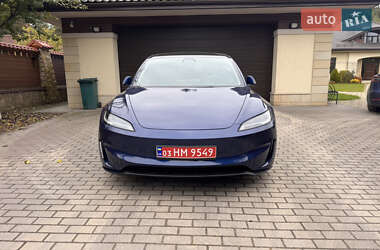Седан Tesla Model 3 2024 в  фото 11 Седан Tesla Model 3 2024 в