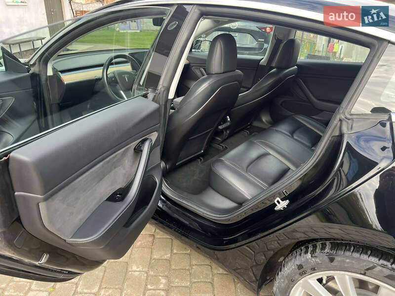 Седан Tesla Model 3 2019 в Львове фото 16 Седан Tesla Model 3 2019 в Львове