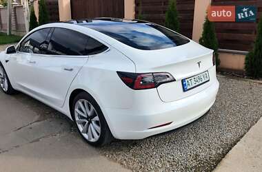 Седан Tesla Model 3 2019 в 