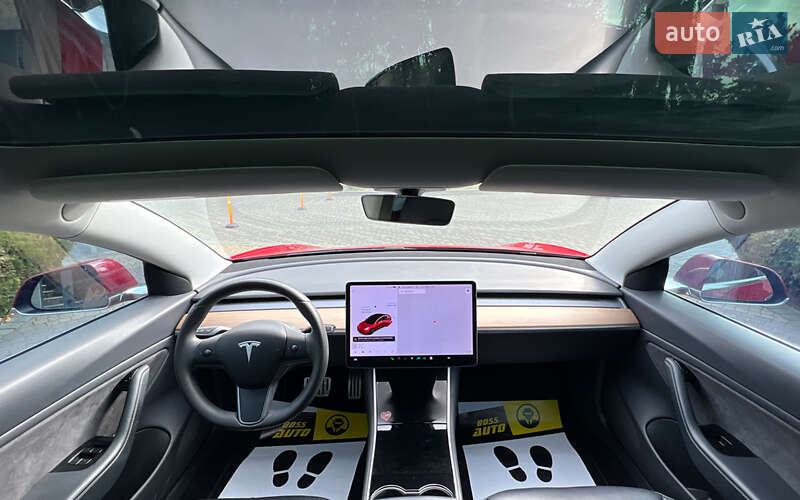 Седан Tesla Model 3 2019 в Львове фото 16 Седан Tesla Model 3 2019 в Львове