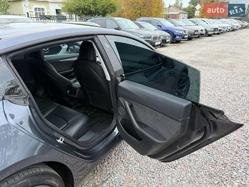 Седан Tesla Model 3 2021 в Полтаве