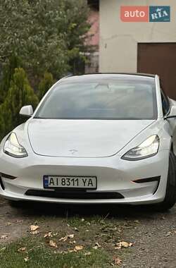 Седан Tesla Model 3 2019 в Броварах