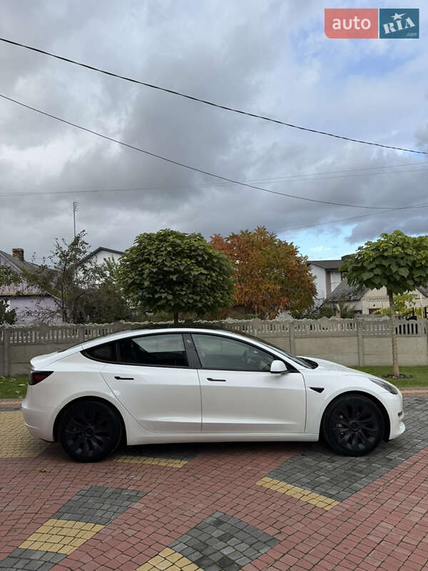 Седан Tesla Model 3 2021 в Луцке фото 14 Седан Tesla Model 3 2021 в Луцке