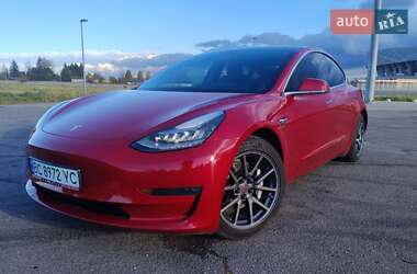 Седан Tesla Model 3 2018 в 