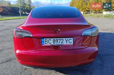 Седан Tesla Model 3 2018 в 