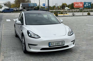 Седан Tesla Model 3 2021 в  фото 4 Седан Tesla Model 3 2021 в