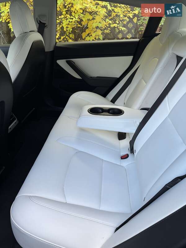 Седан Tesla Model 3 2018 в Білогородці фото 6 Седан Tesla Model 3 2018 в Білогородці
