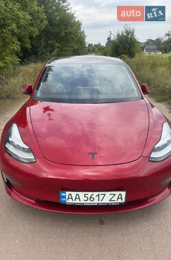 Седан Tesla Model 3 2018 в 