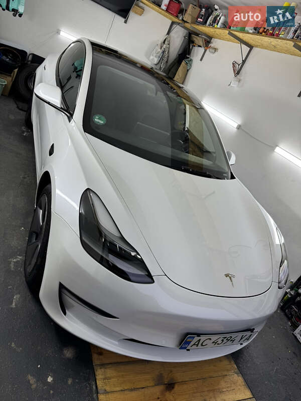 Седан Tesla Model 3 2021 в Киеве фото 24 Седан Tesla Model 3 2021 в Киеве
