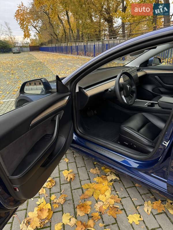 Седан Tesla Model 3 2021 в Тернополе фото 14 Седан Tesla Model 3 2021 в Тернополе