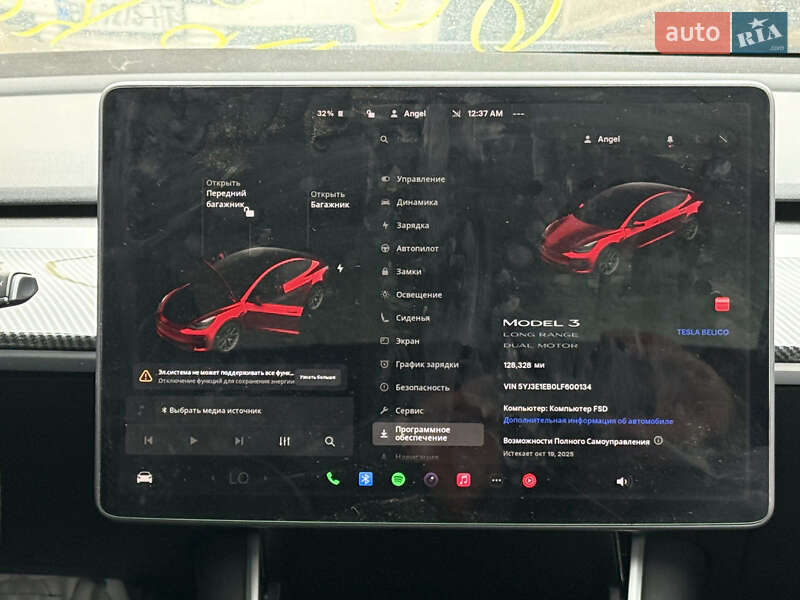 Седан Tesla Model 3 2020 в Ровно