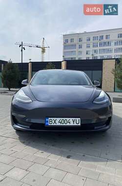 Седан Tesla Model 3 2019 в 