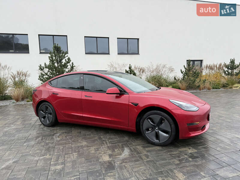 Седан Tesla Model 3 2021 в Луцке фото 12 Седан Tesla Model 3 2021 в Луцке