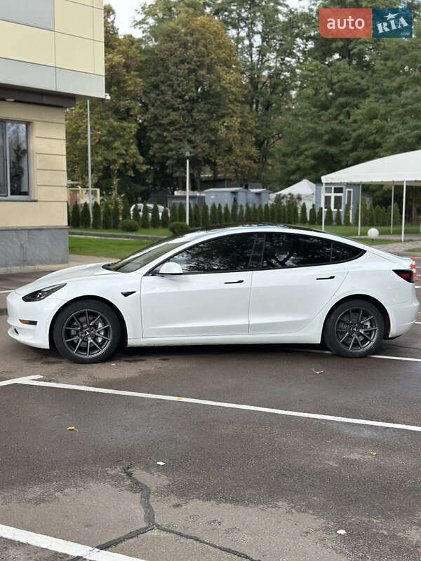 Седан Tesla Model 3 2022 в Чернігові фото 9 Седан Tesla Model 3 2022 в Чернігові