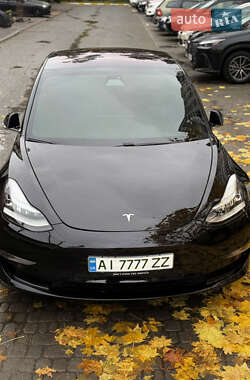 Седан Tesla Model 3 2018 в 