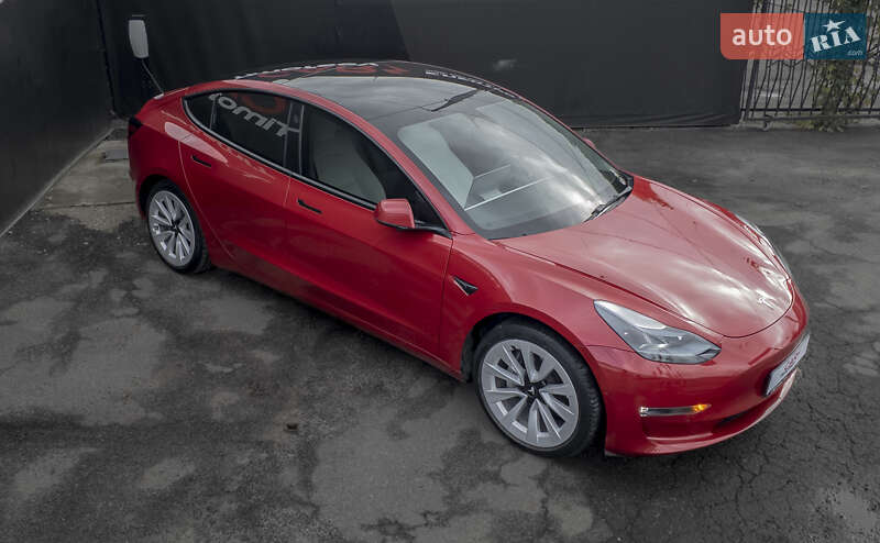 Седан Tesla Model 3 2022 в Киеве фото 3 Седан Tesla Model 3 2022 в Киеве