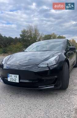 Седан Tesla Model 3 2023 в  фото 2 Седан Tesla Model 3 2023 в