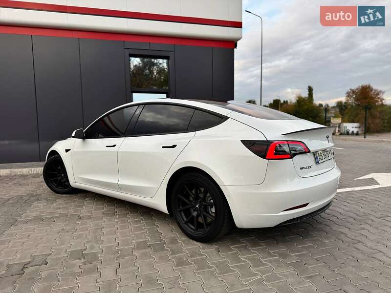Седан Tesla Model 3 2022 в Кривому Розі фото 12 Седан Tesla Model 3 2022 в Кривому Розі