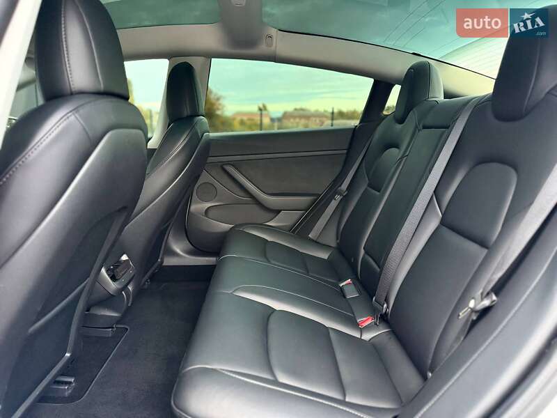 Седан Tesla Model 3 2022 в Кривому Розі фото 30 Седан Tesla Model 3 2022 в Кривому Розі