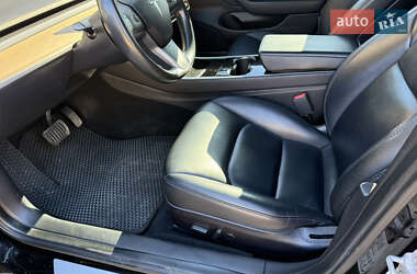Седан Tesla Model 3 2019 в  фото 17 Седан Tesla Model 3 2019 в