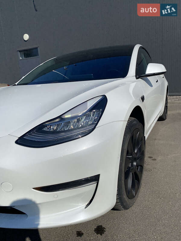 Седан Tesla Model 3 2018 в Киеве фото 16 Седан Tesla Model 3 2018 в Киеве