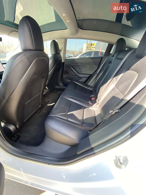 Седан Tesla Model 3 2018 в Киеве фото 20 Седан Tesla Model 3 2018 в Киеве