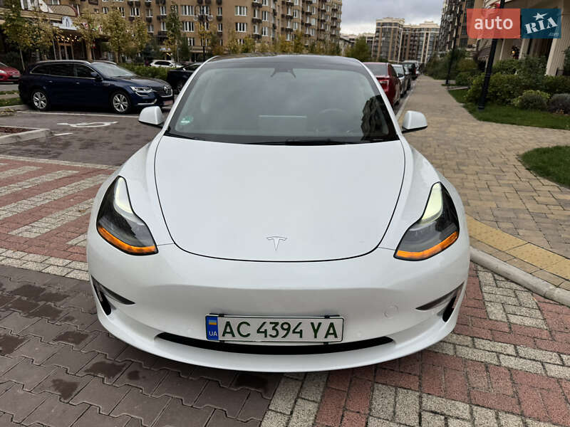 Седан Tesla Model 3 2021 в Киеве фото 42 Седан Tesla Model 3 2021 в Киеве