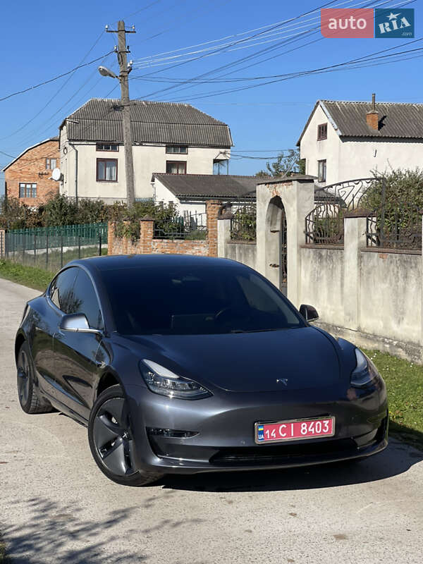 Седан Tesla Model 3 2020 в Львове фото 5 Седан Tesla Model 3 2020 в Львове