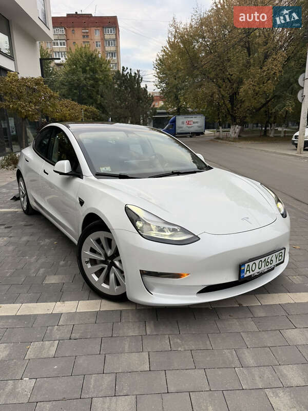 Седан Tesla Model 3 2021 в Ужгороде фото 9 Седан Tesla Model 3 2021 в Ужгороде