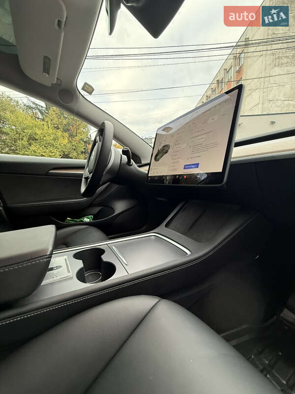 Седан Tesla Model 3 2021 в Ужгороде фото 34 Седан Tesla Model 3 2021 в Ужгороде