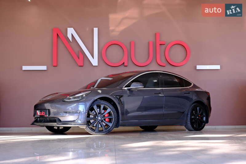 Tesla Model 3 2019