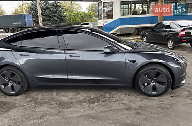 Седан Tesla Model 3 2022 в  фото 4 Седан Tesla Model 3 2022 в