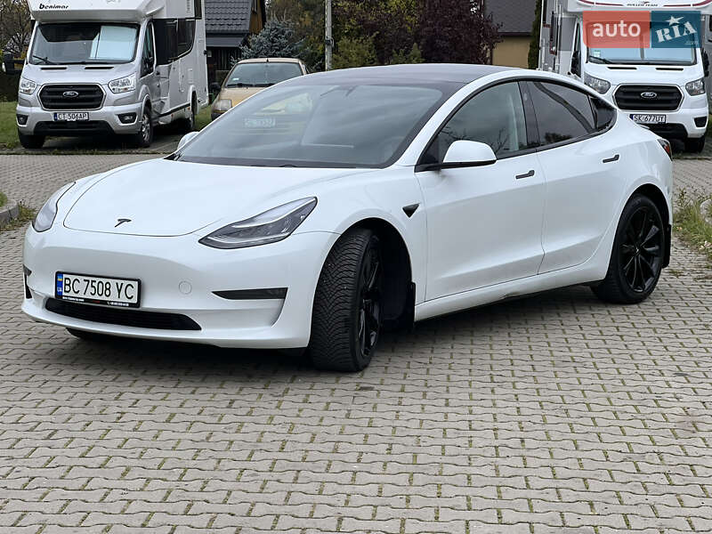 Седан Tesla Model 3 2019 в Львове фото 10 Седан Tesla Model 3 2019 в Львове
