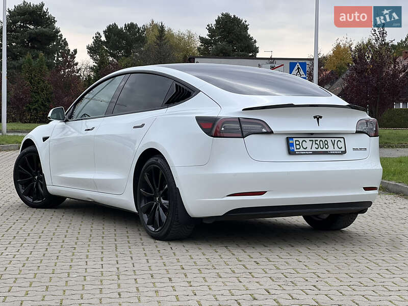 Седан Tesla Model 3 2019 в Львове фото 26 Седан Tesla Model 3 2019 в Львове