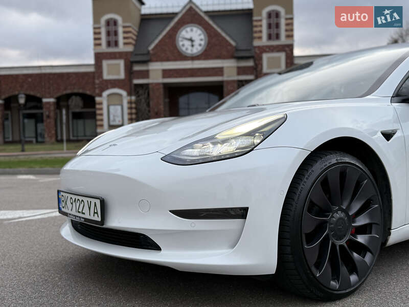 Седан Tesla Model 3 2021 в Киеве фото 6 Седан Tesla Model 3 2021 в Киеве