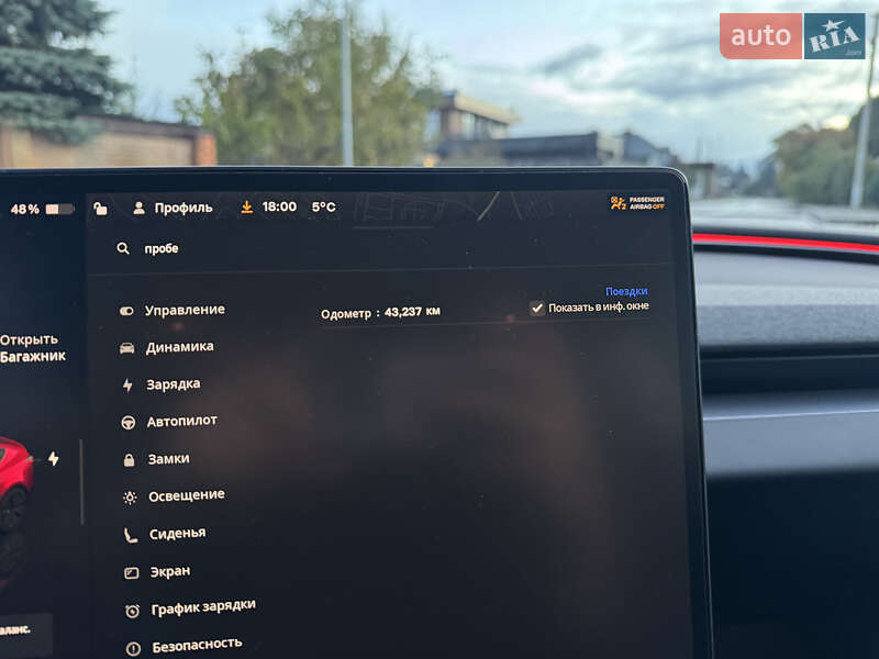 Седан Tesla Model 3 2024 в Киеве фото 24 Седан Tesla Model 3 2024 в Киеве