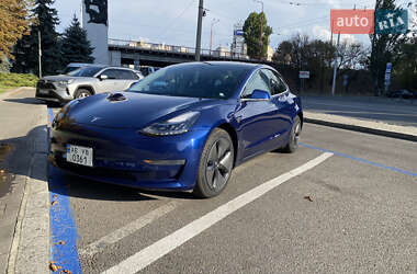 Седан Tesla Model 3 2019 в Дніпрі