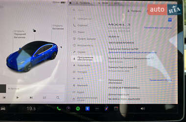 Седан Tesla Model 3 2019 в Дніпрі
