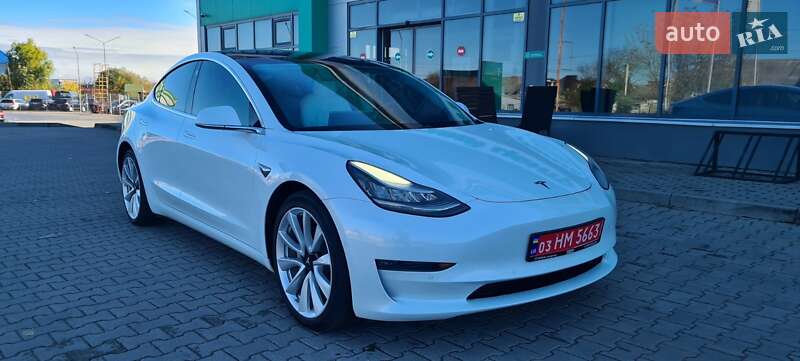 Лифтбек Tesla Model 3 2018 в Нововолынске фото 22 Лифтбек Tesla Model 3 2018 в Нововолынске