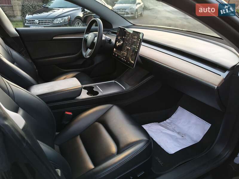 Седан Tesla Model 3 2021 в Луцьку