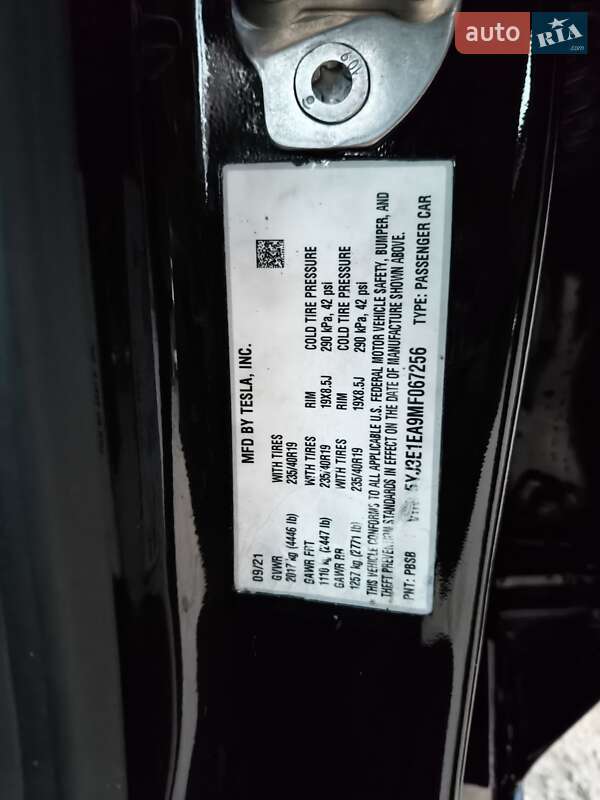 Седан Tesla Model 3 2021 в Луцьку