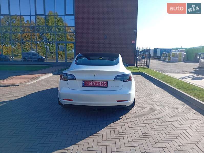 Седан Tesla Model 3 2020 в Луцьку фото 6 Седан Tesla Model 3 2020 в Луцьку
