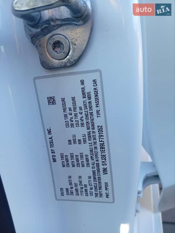 Седан Tesla Model 3 2020 в Луцьку фото 14 Седан Tesla Model 3 2020 в Луцьку