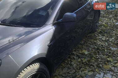 Седан Tesla Model 3 2018 в Богородчанах