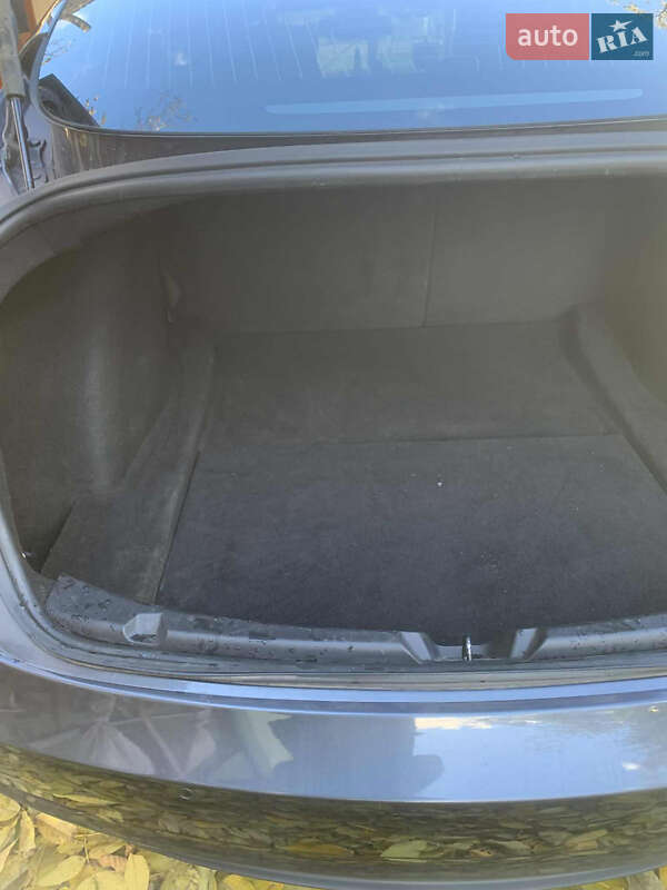 Седан Tesla Model 3 2018 в Богородчанах