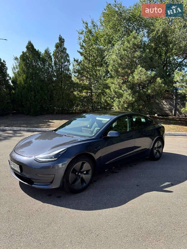 Седан Tesla Model 3 2021 в Запоріжжі фото Седан Tesla Model 3 2021 в Запоріжжі